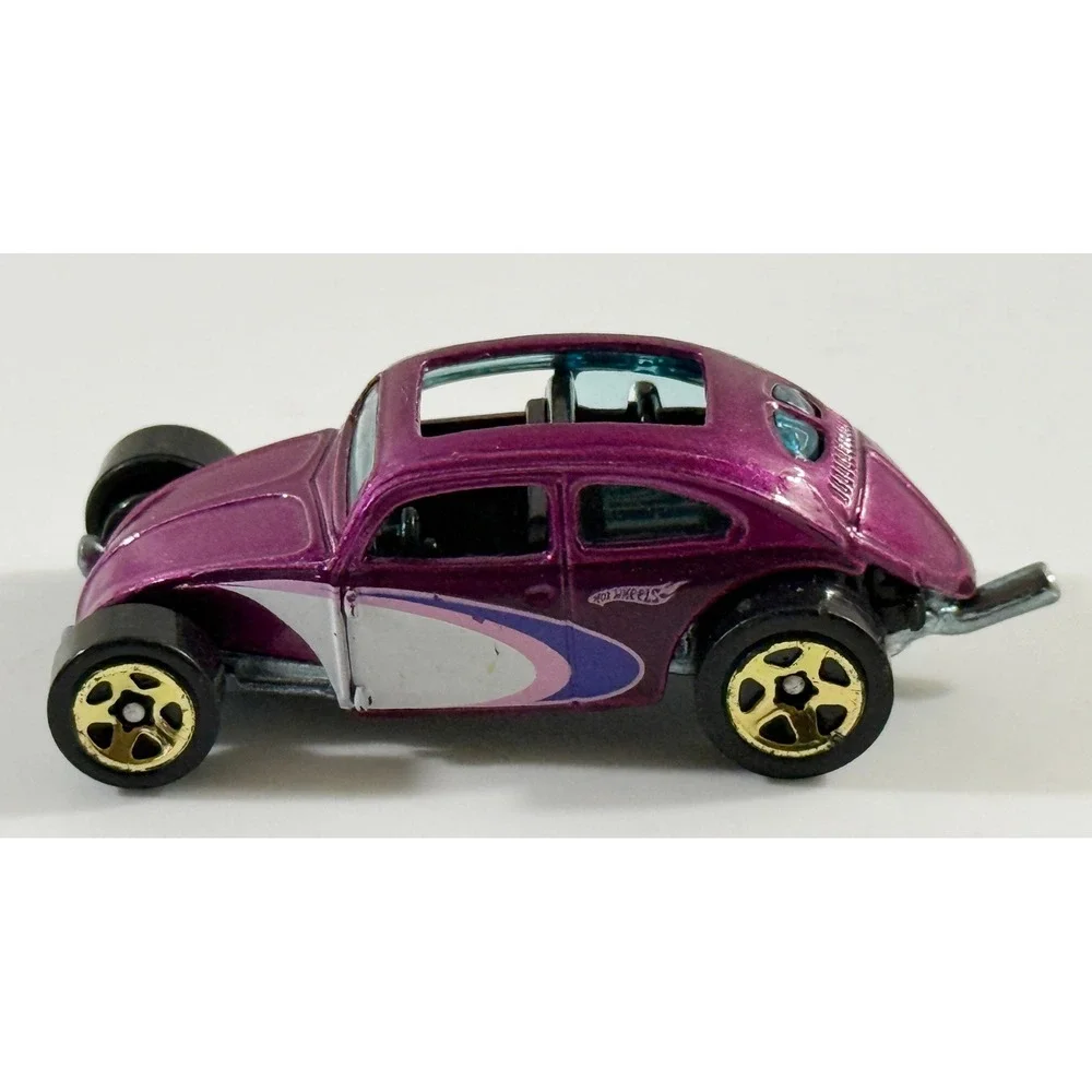 Hot Wheels Custom Volkswagen Beetle Kids 1:64 Purple Metallic Diecast Car D01